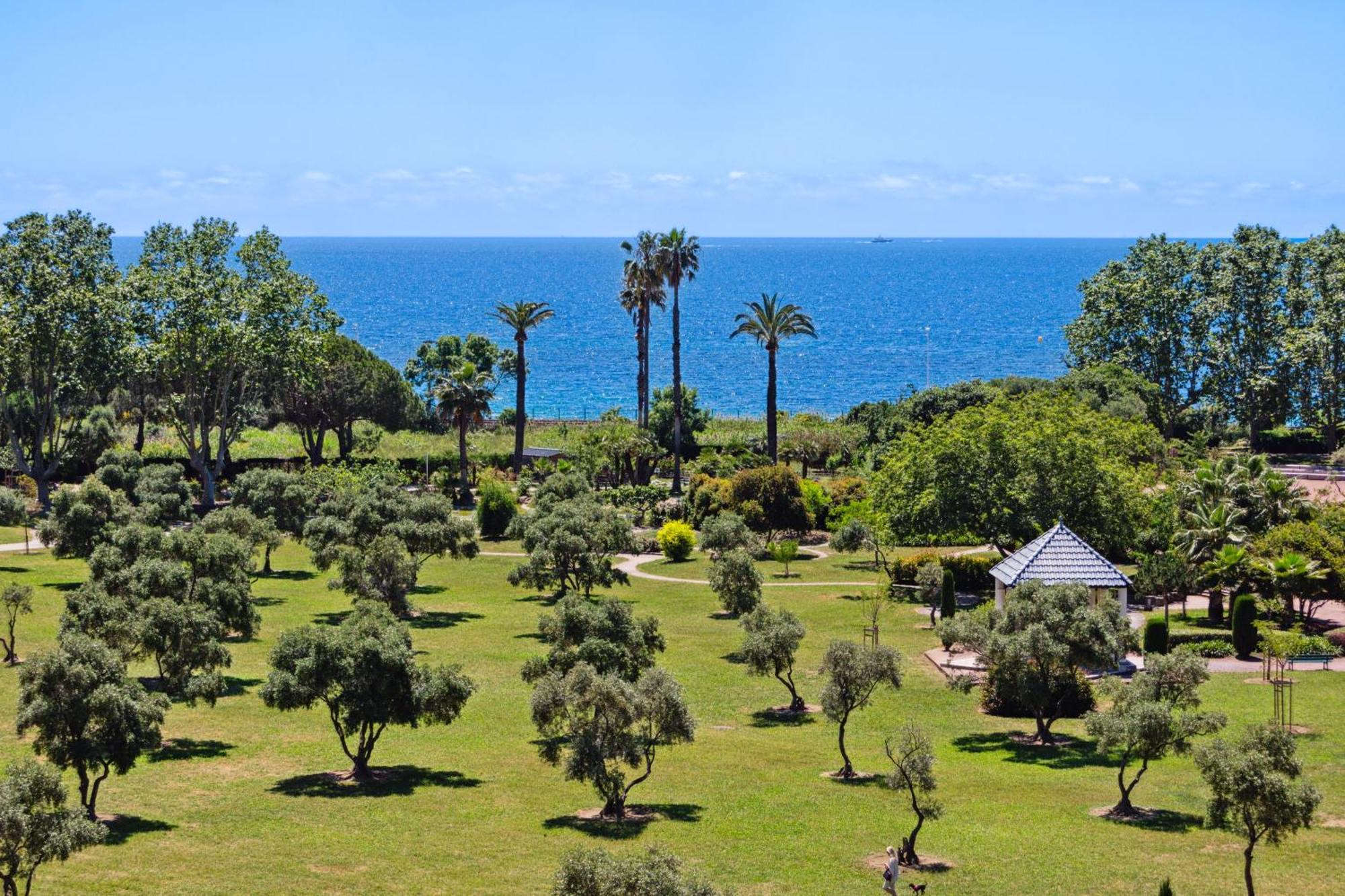 Duplex Villa Les Pins 89M2 Et Terrasse 30M2 Antibes Exterior photo